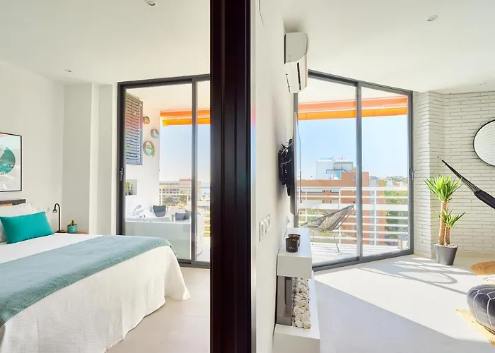 SUITE DEL MAR Luxury apartment with jacuzzi