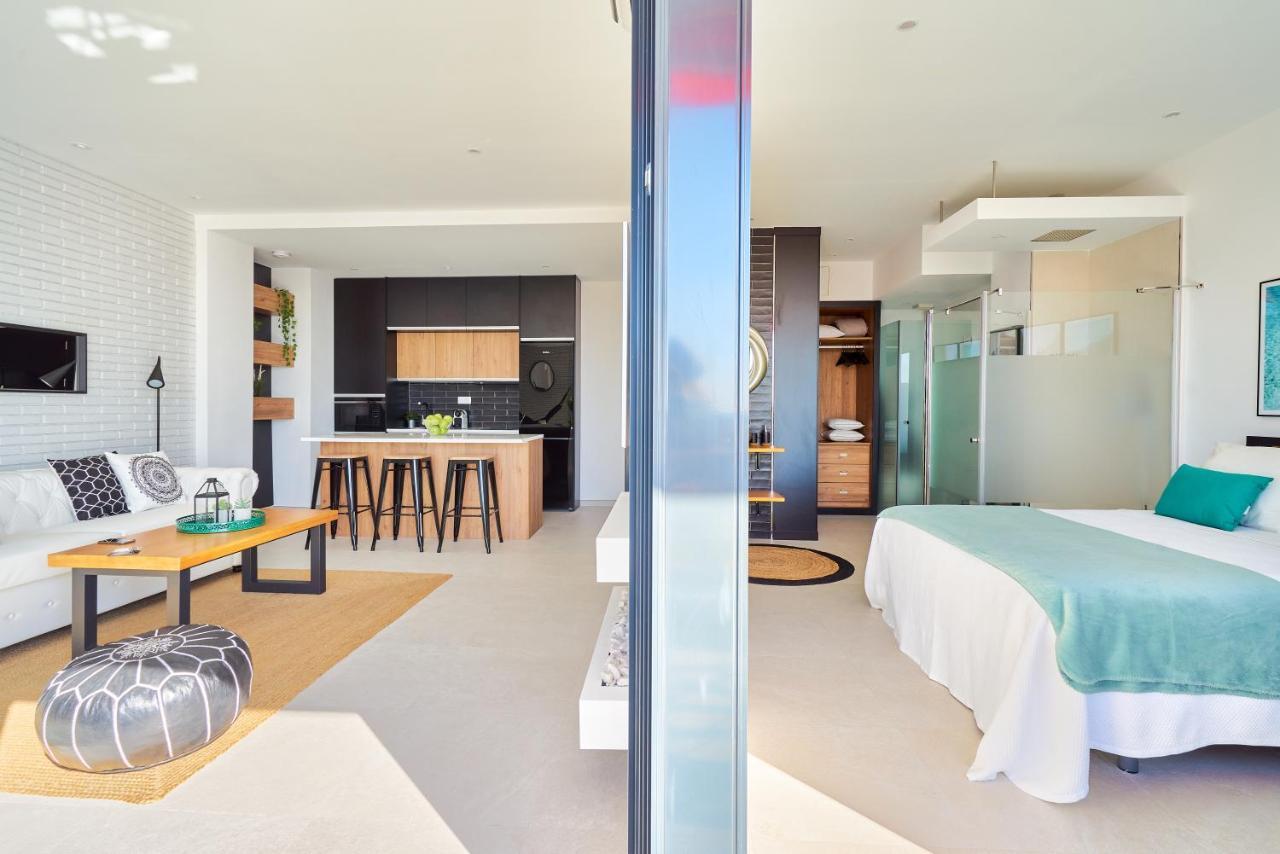 Apartament Del Mar Luxury With Jacuzzi Torremolinos