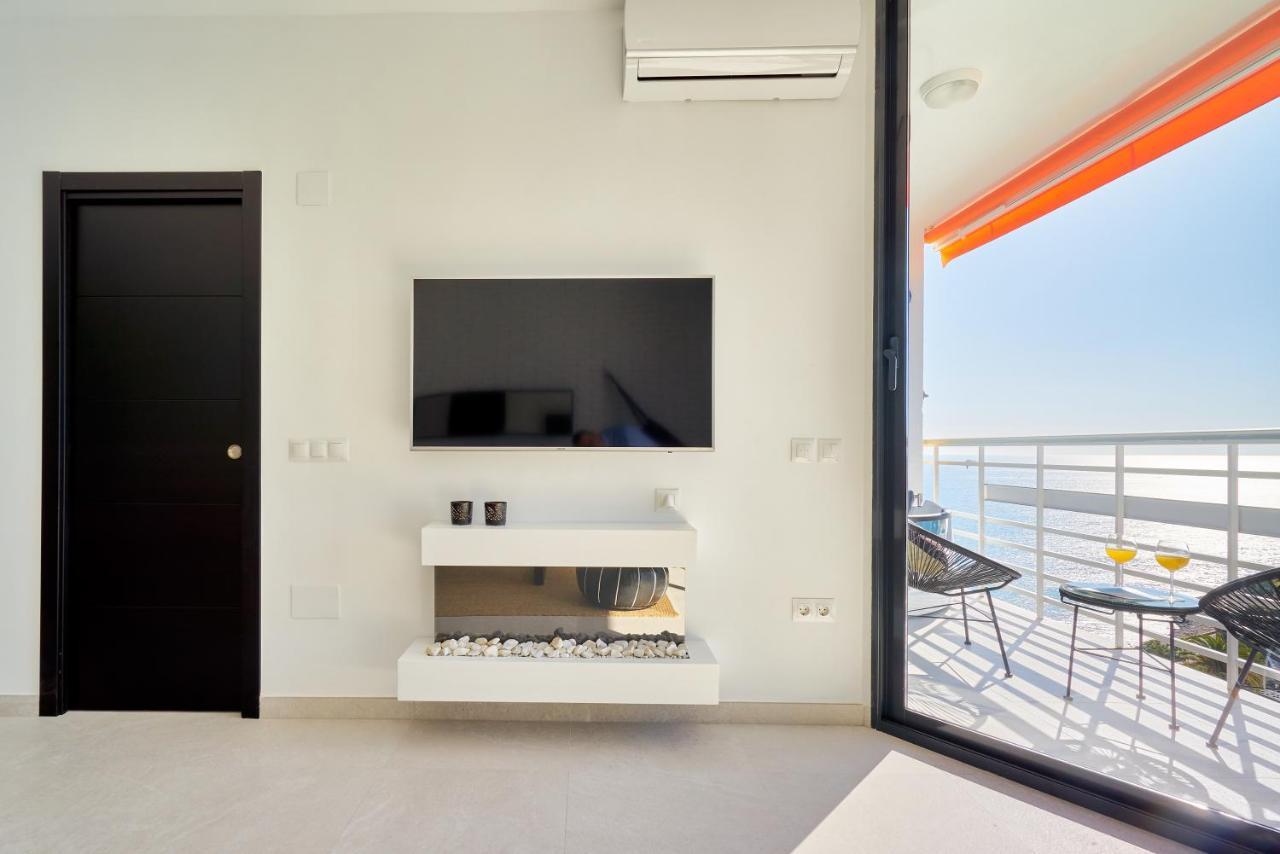 Del Mar Luxury With Jacuzzi Apartament *